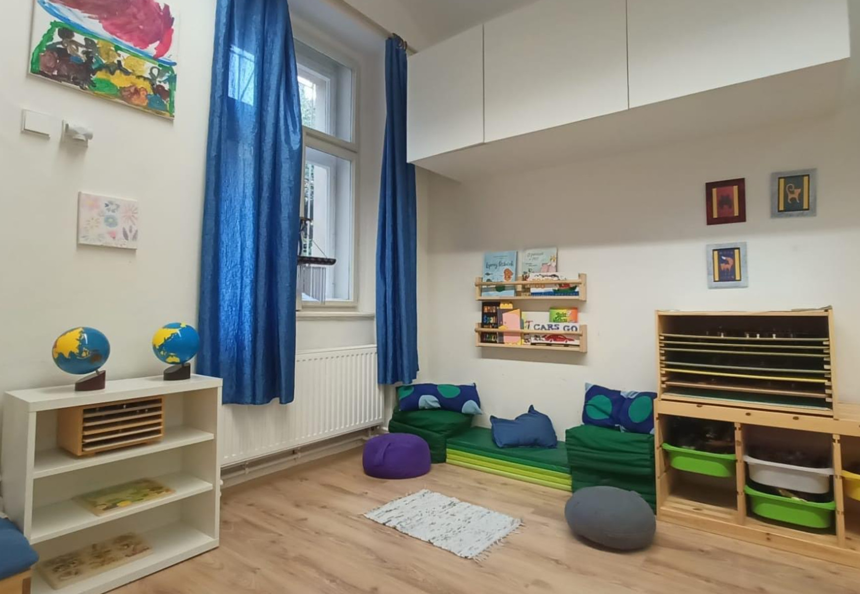 JDEMPOHYBEM montessori školku